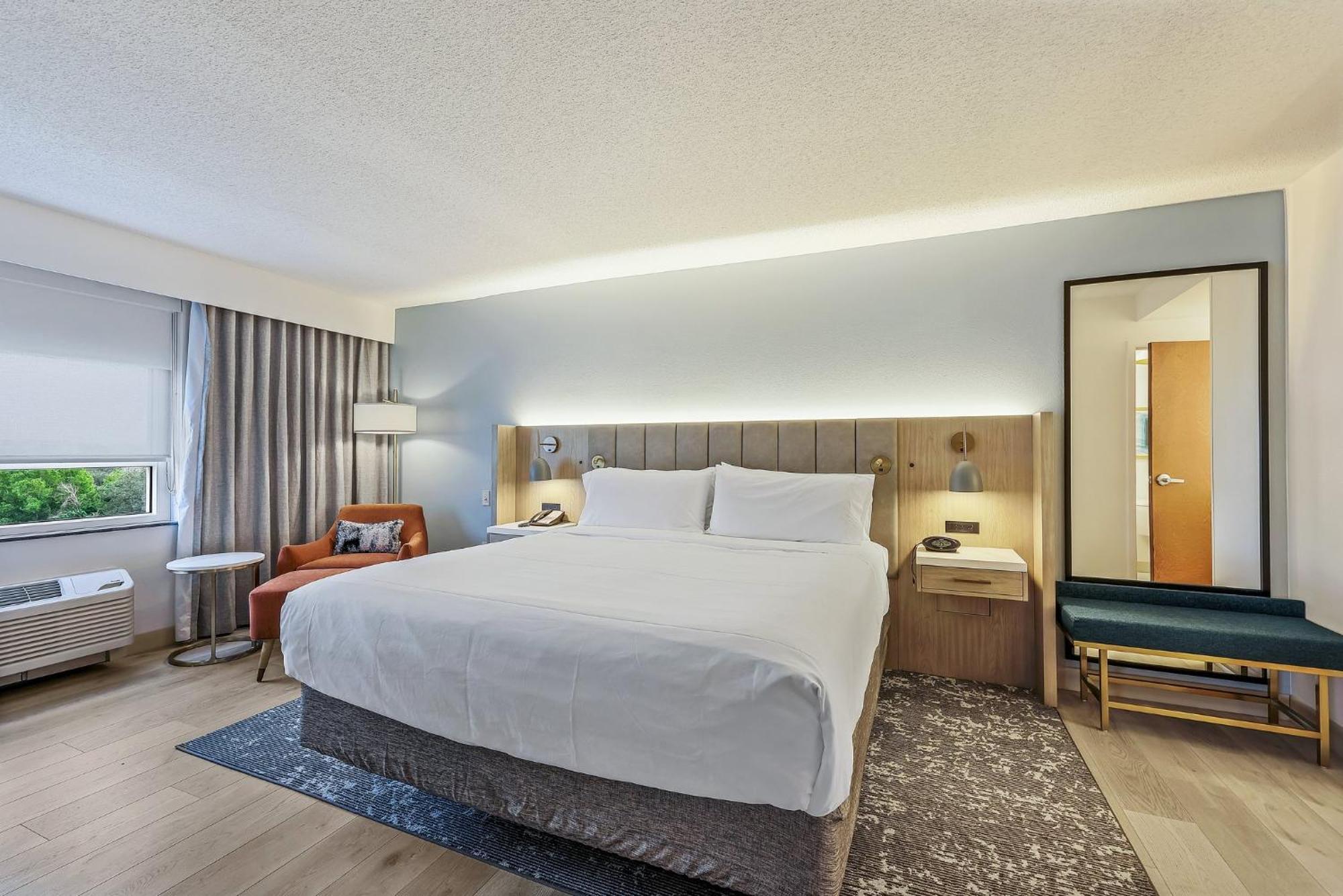 Hotel Crowne Plaza Ft Myers Gulf Coast By Ihg Fort Myers Exterior foto