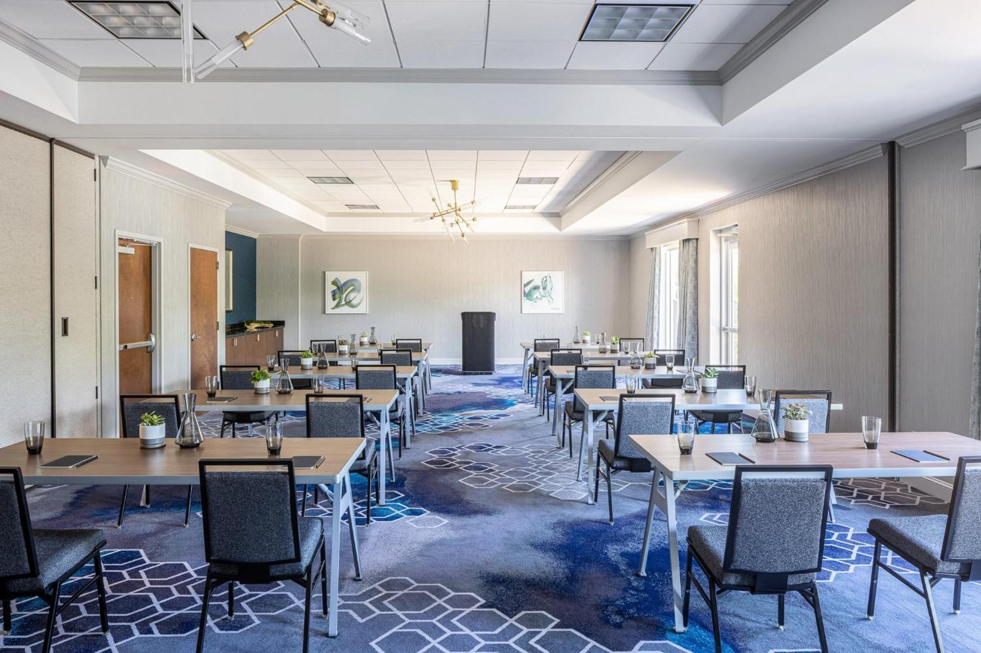 Hotel Crowne Plaza Ft Myers Gulf Coast By Ihg Fort Myers Exterior foto